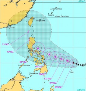 台風6号ノウルの進路