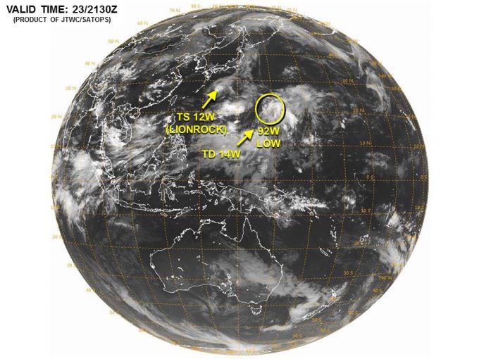 台風10号ライオンロック