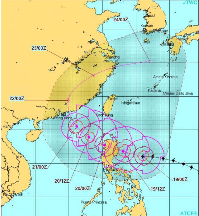 台風22号東台湾サーフトリップ