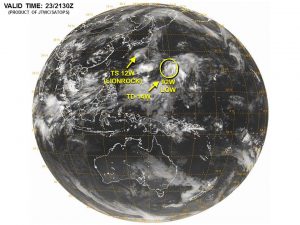 台風10号ライオンロック